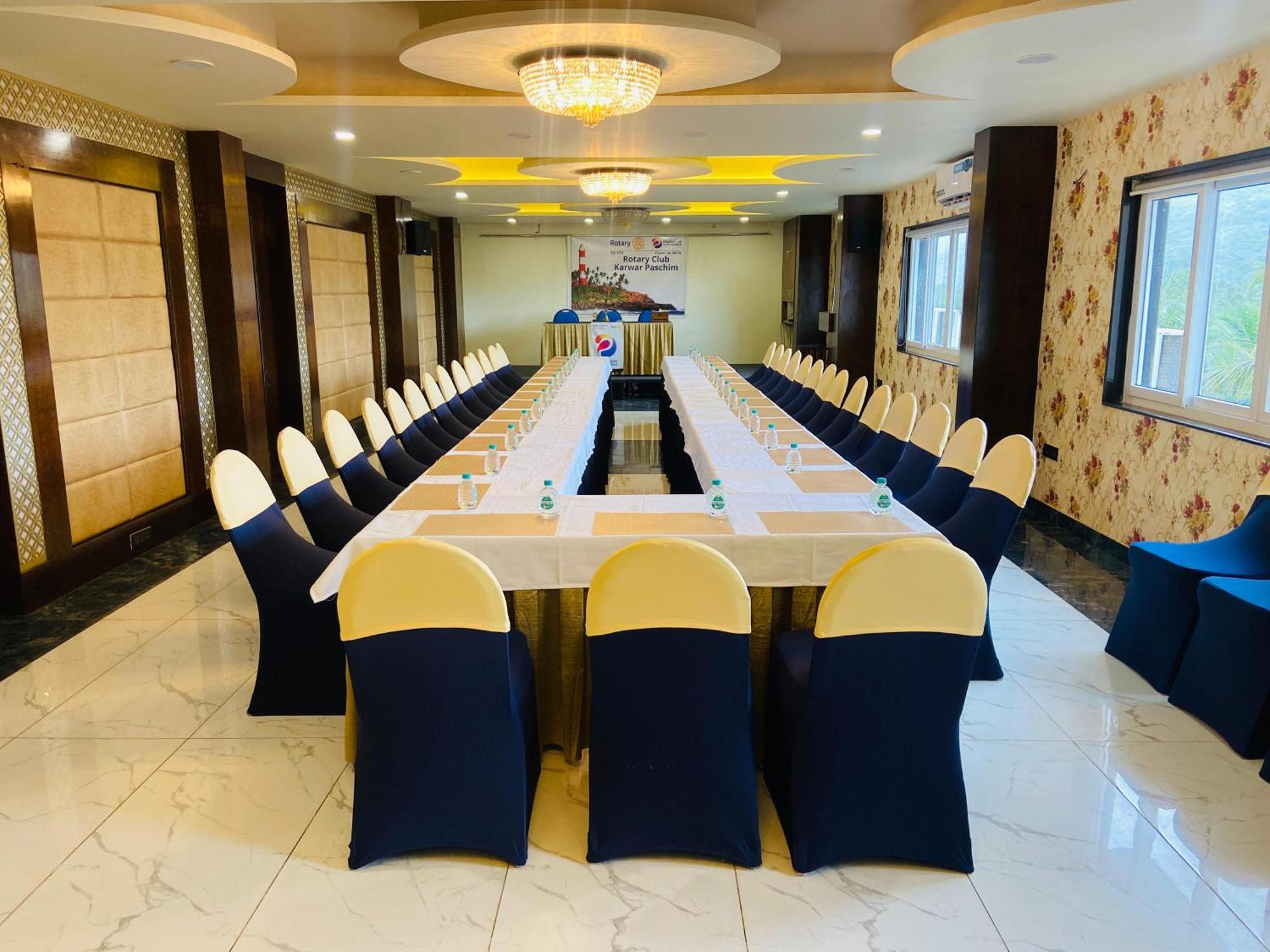 Hotel Eden Kárvár Kültér fotó