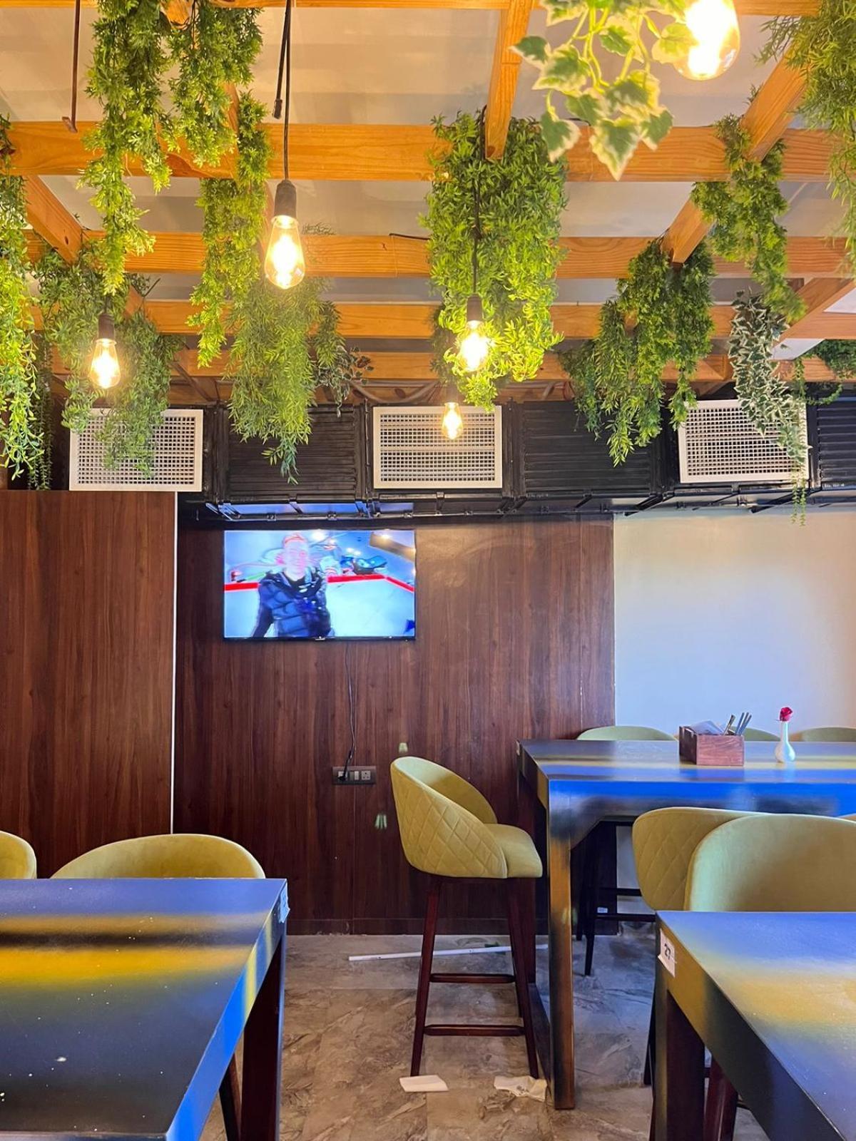 Hotel Eden Kárvár Kültér fotó